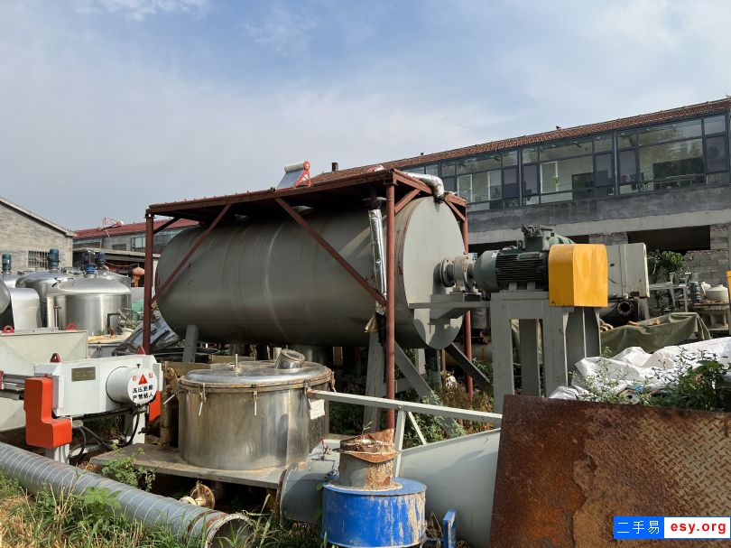 二手4000L真空耙式干燥機，另有其他型號可供選擇