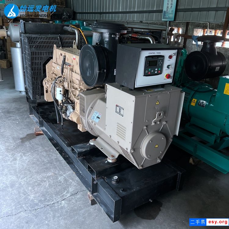 工廠閑置二手220千瓦康明斯發(fā)電機(jī)組轉(zhuǎn)讓 工業(yè)用三相柴油備用電源