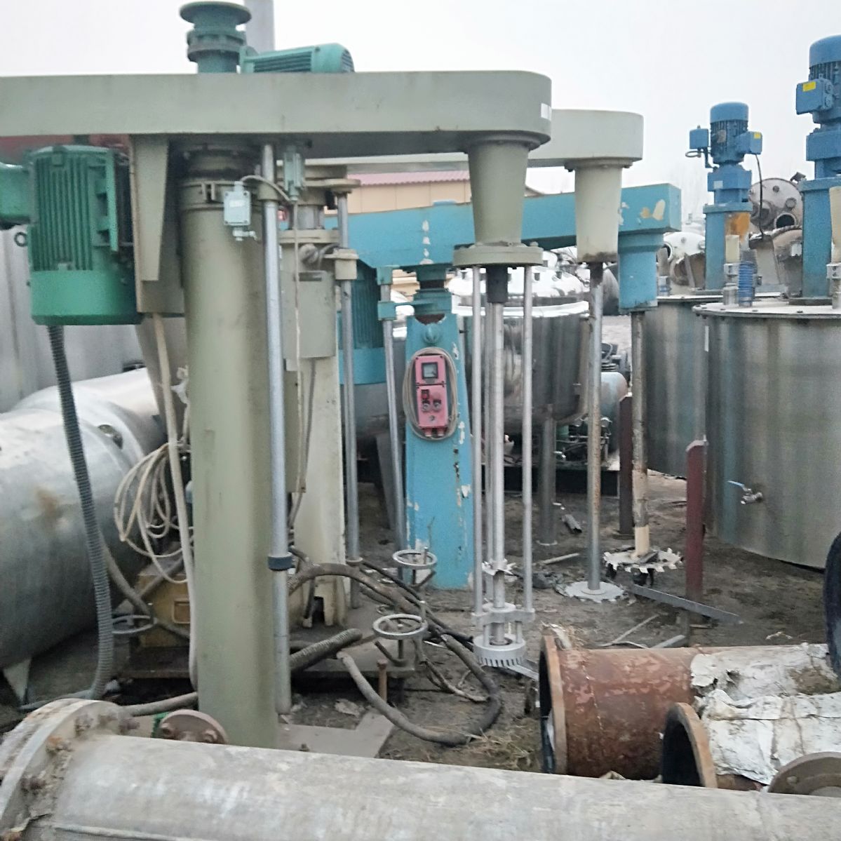 轉讓各種型號分散機 9成新一年內