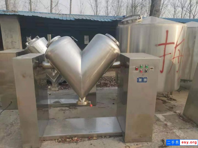 轉(zhuǎn)讓5臺v型混合機 1000升全不銹鋼混合機