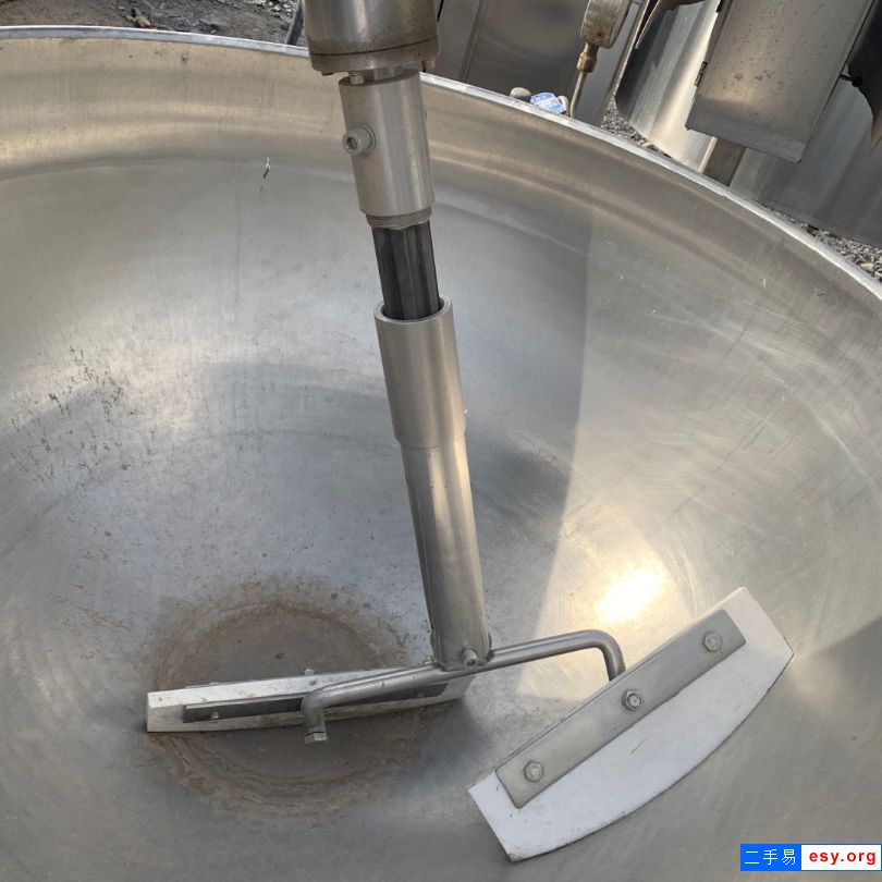 出售二手行星攪拌夾層鍋 300升電加熱炒鍋
