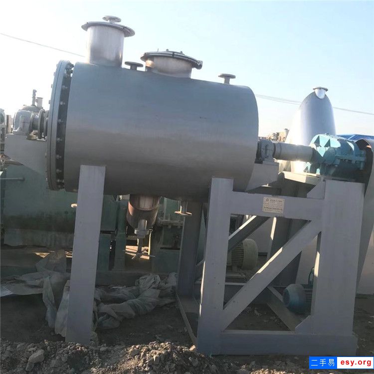 出售二手真空耙式干燥機(jī) 2臺(tái)1000L耙式干燥機(jī)