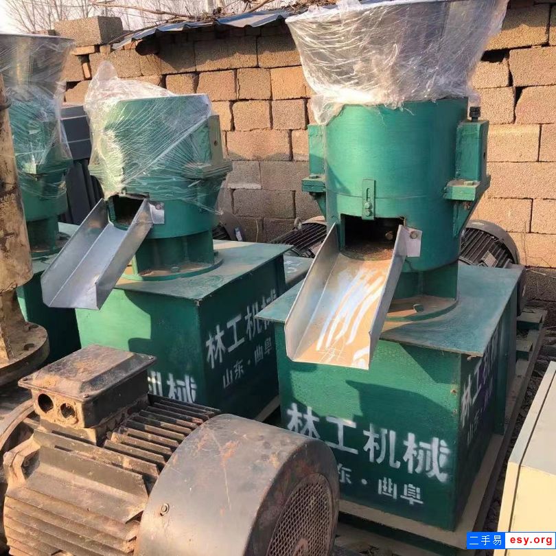 轉(zhuǎn)讓二手平模木屑顆粒機(jī) 37千瓦飼料顆粒機(jī)