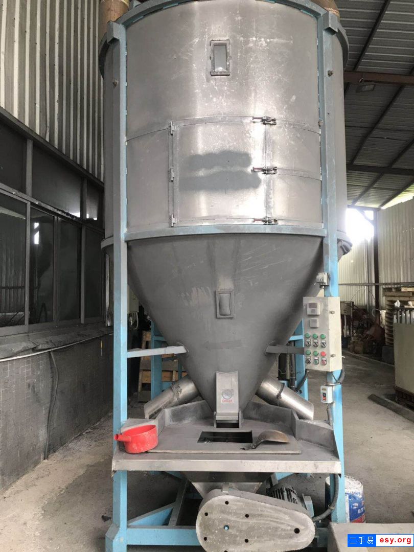 轉(zhuǎn)讓9成新噴霧干燥機(jī) 150型離心噴霧干燥機(jī)