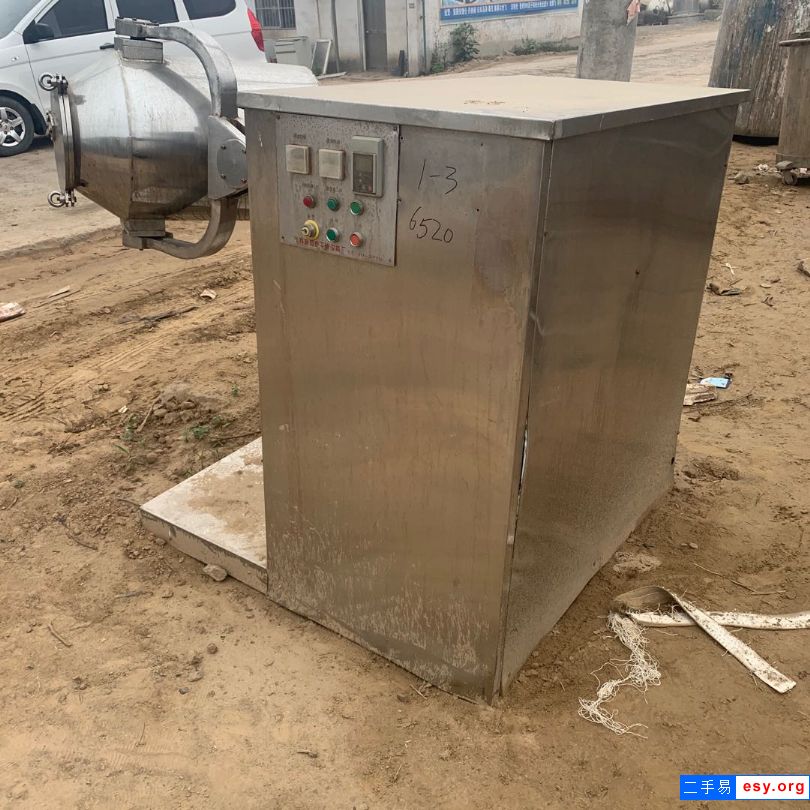 轉(zhuǎn)讓9成新二手400升三維運(yùn)動(dòng)混合機(jī)