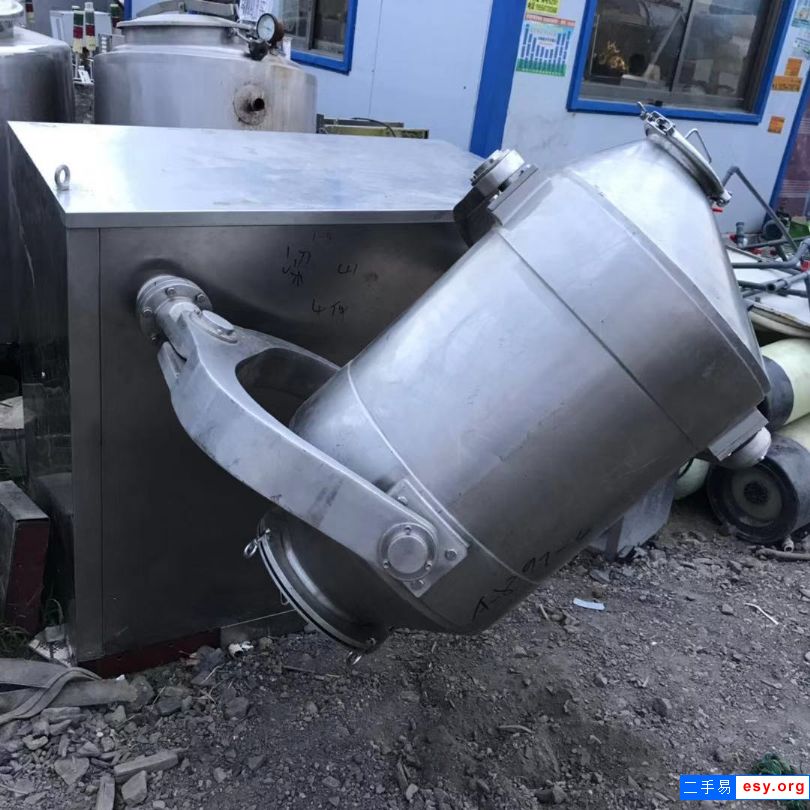 轉(zhuǎn)讓9成新二手400升三維運(yùn)動(dòng)混合機(jī)