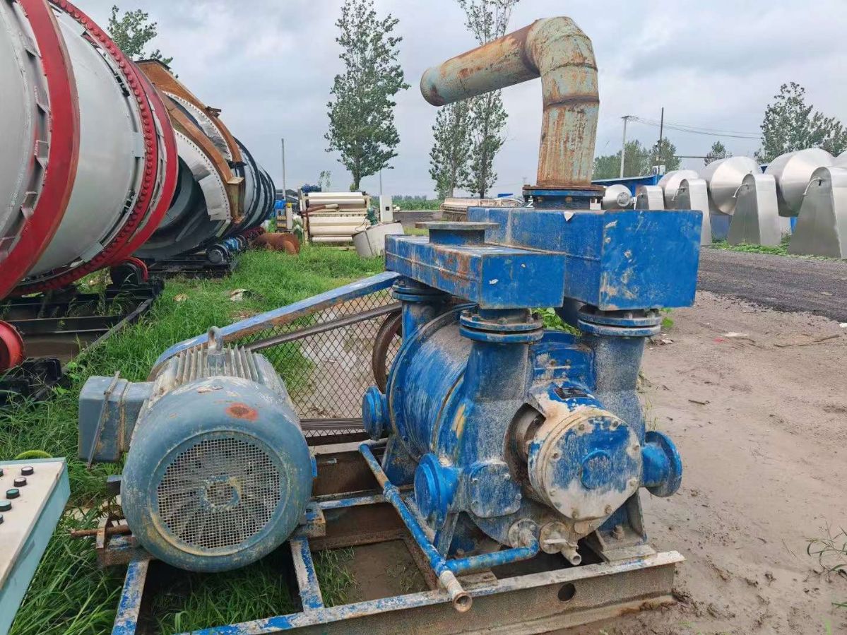 轉(zhuǎn)讓二手帶式壓濾機 一套25平方真空橡膠帶式壓濾機