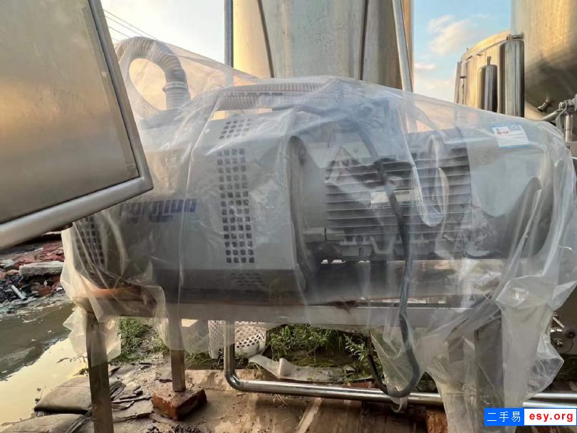 轉(zhuǎn)讓二手真空包裝機(jī) 一臺(tái)1000型滾動(dòng)式包裝機(jī)