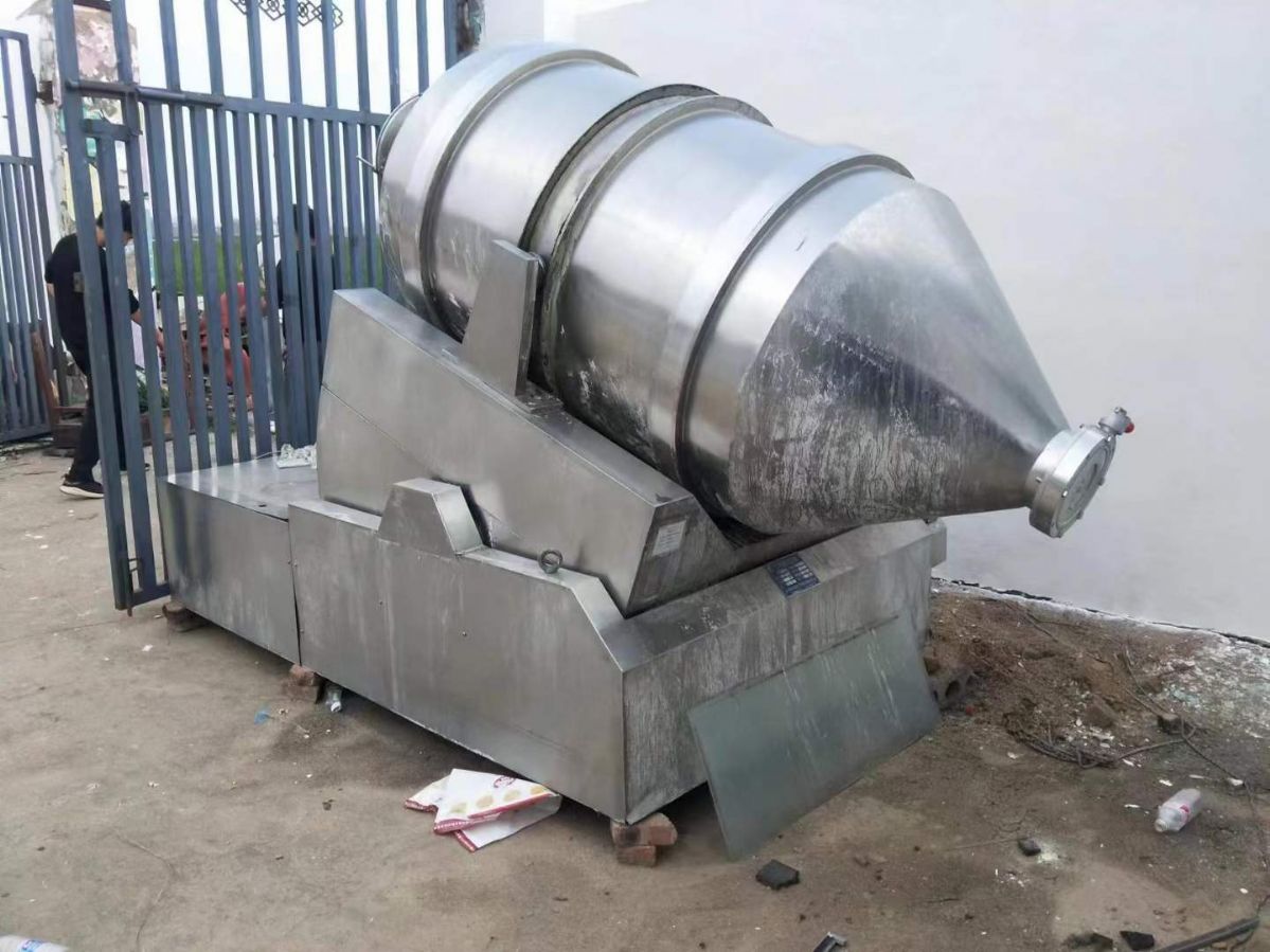 轉(zhuǎn)讓二手二維混合機(jī) 容積2000L一臺(tái)二維運(yùn)動(dòng)混合機(jī)