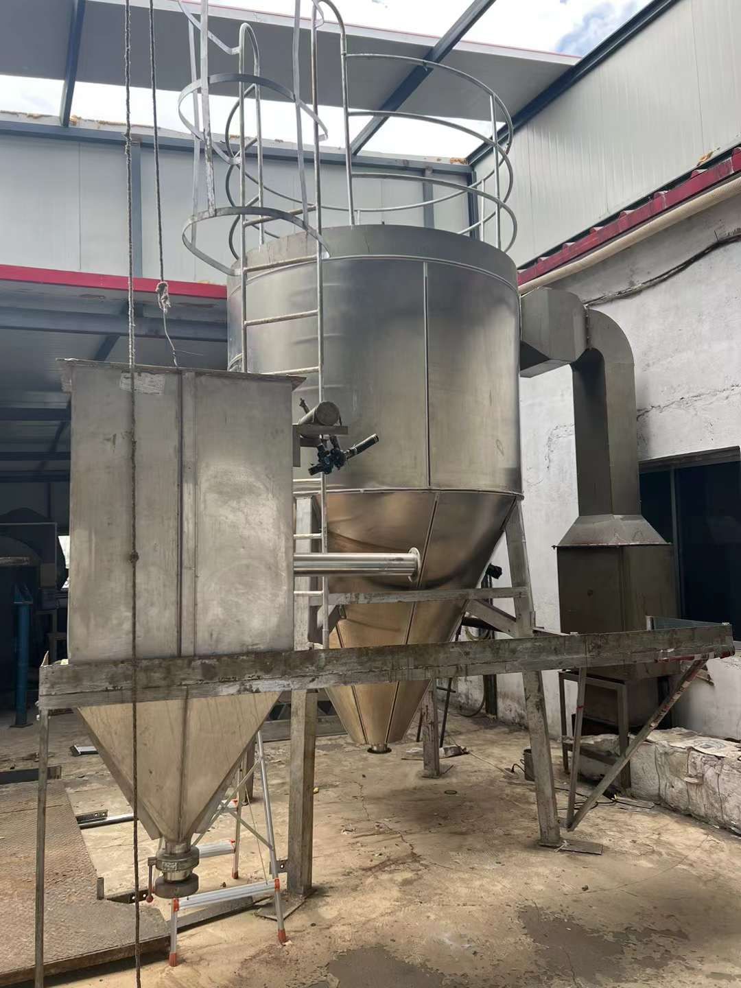 轉(zhuǎn)讓二手噴霧干燥機(jī) 一臺(tái)25型高速離心噴霧干燥機(jī)