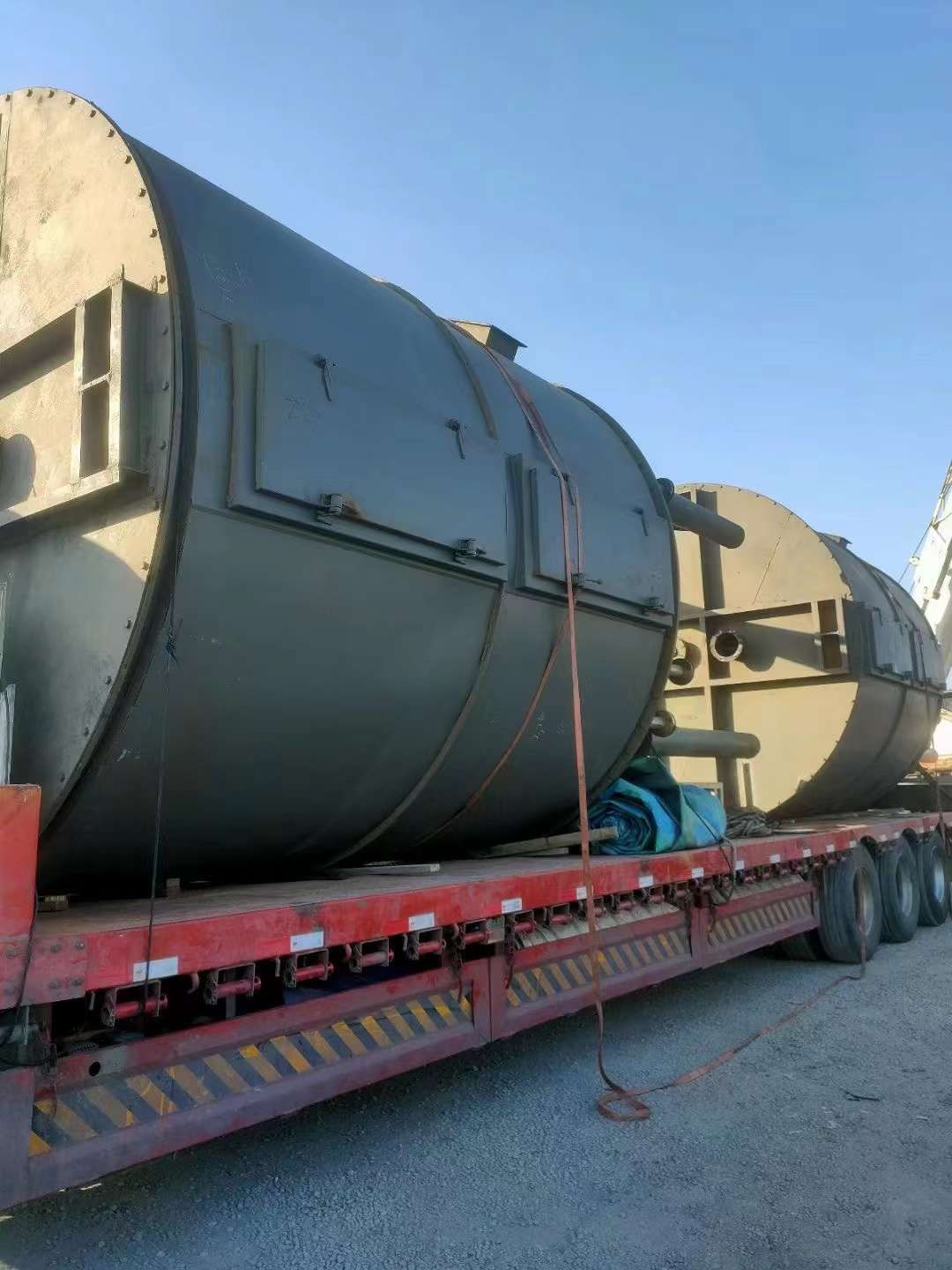 轉讓二手連續(xù)式干燥機 兩臺50平方不銹鋼盤式干燥機