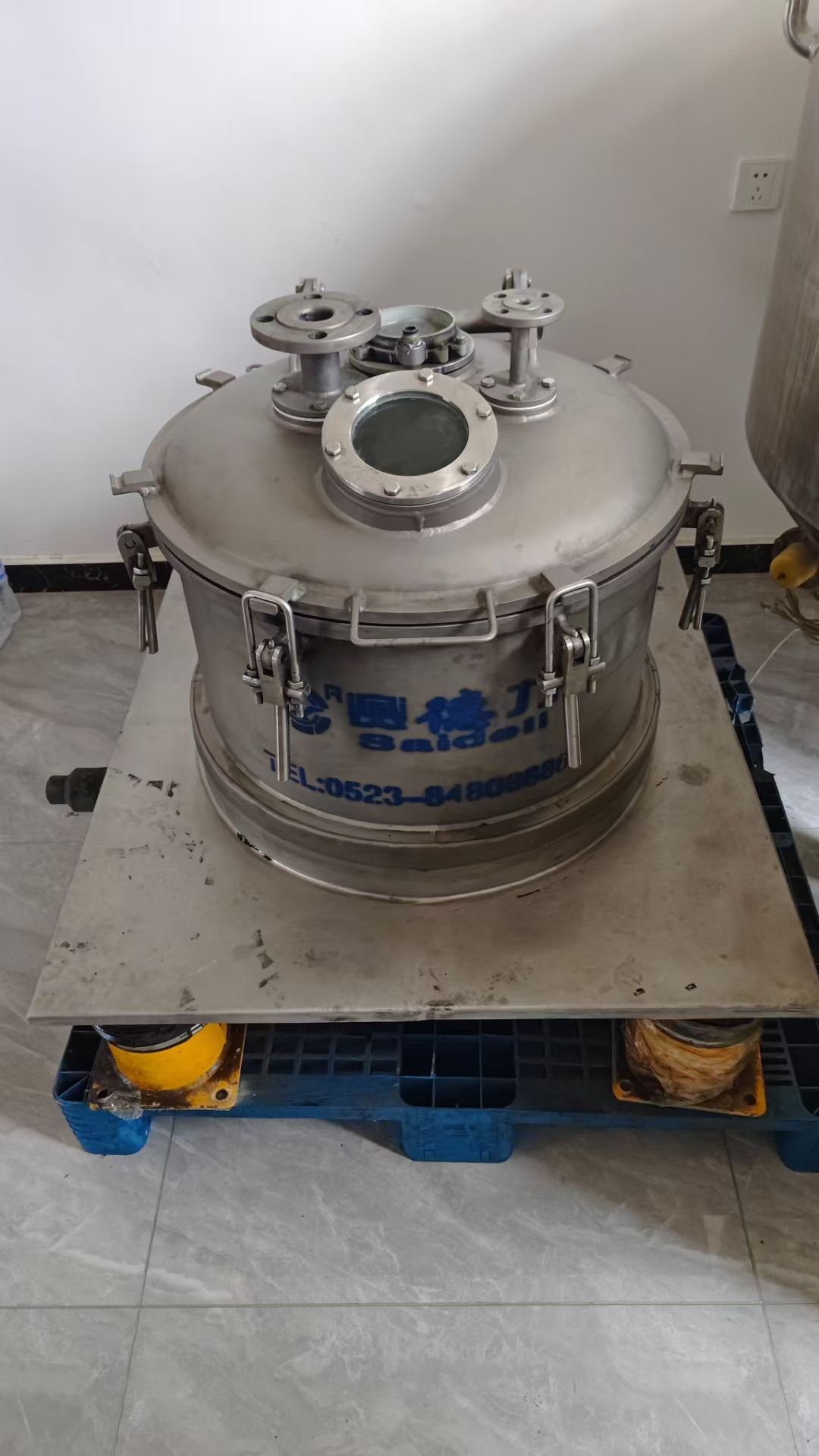 轉讓二手平板離心機 一臺450型賽得利產鈦材平板密閉離心機