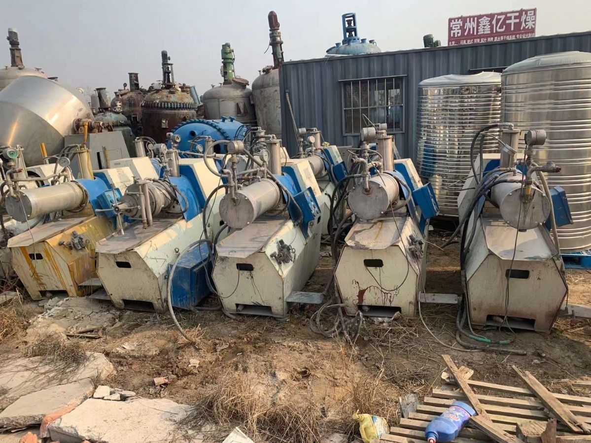 轉(zhuǎn)讓二手臥式砂磨機(jī) 20臺(tái)20L臥式油漆砂磨機(jī)