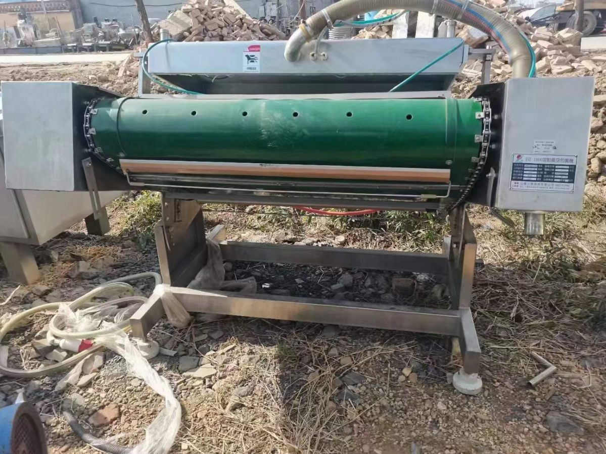 轉(zhuǎn)讓二手真空包裝機(jī) 一臺1000型小康牌連續(xù)滾動真空包裝機(jī)