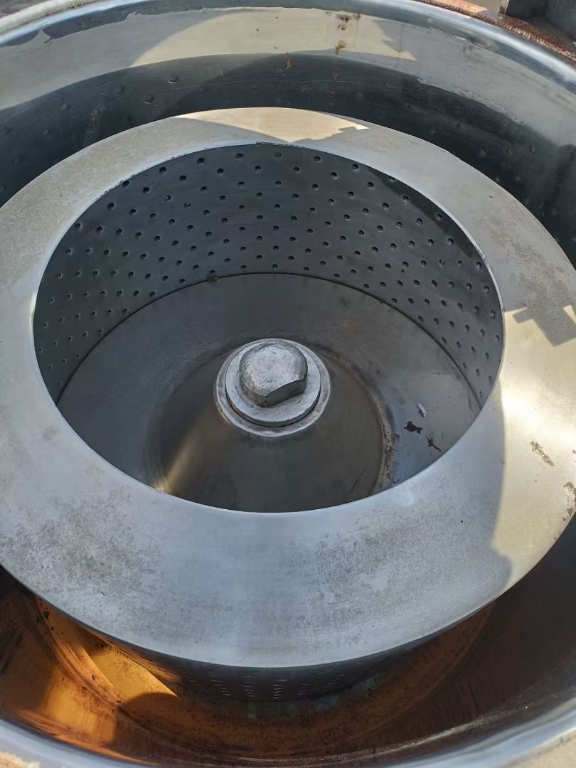 轉(zhuǎn)讓二手平板離心機 一臺600型全不銹鋼平板式密閉離心機