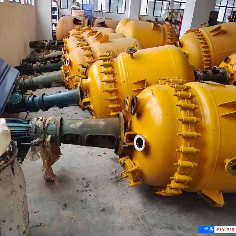 轉(zhuǎn)讓二手搪瓷反應(yīng)釜 500L-1000L20余臺(tái)反應(yīng)釜