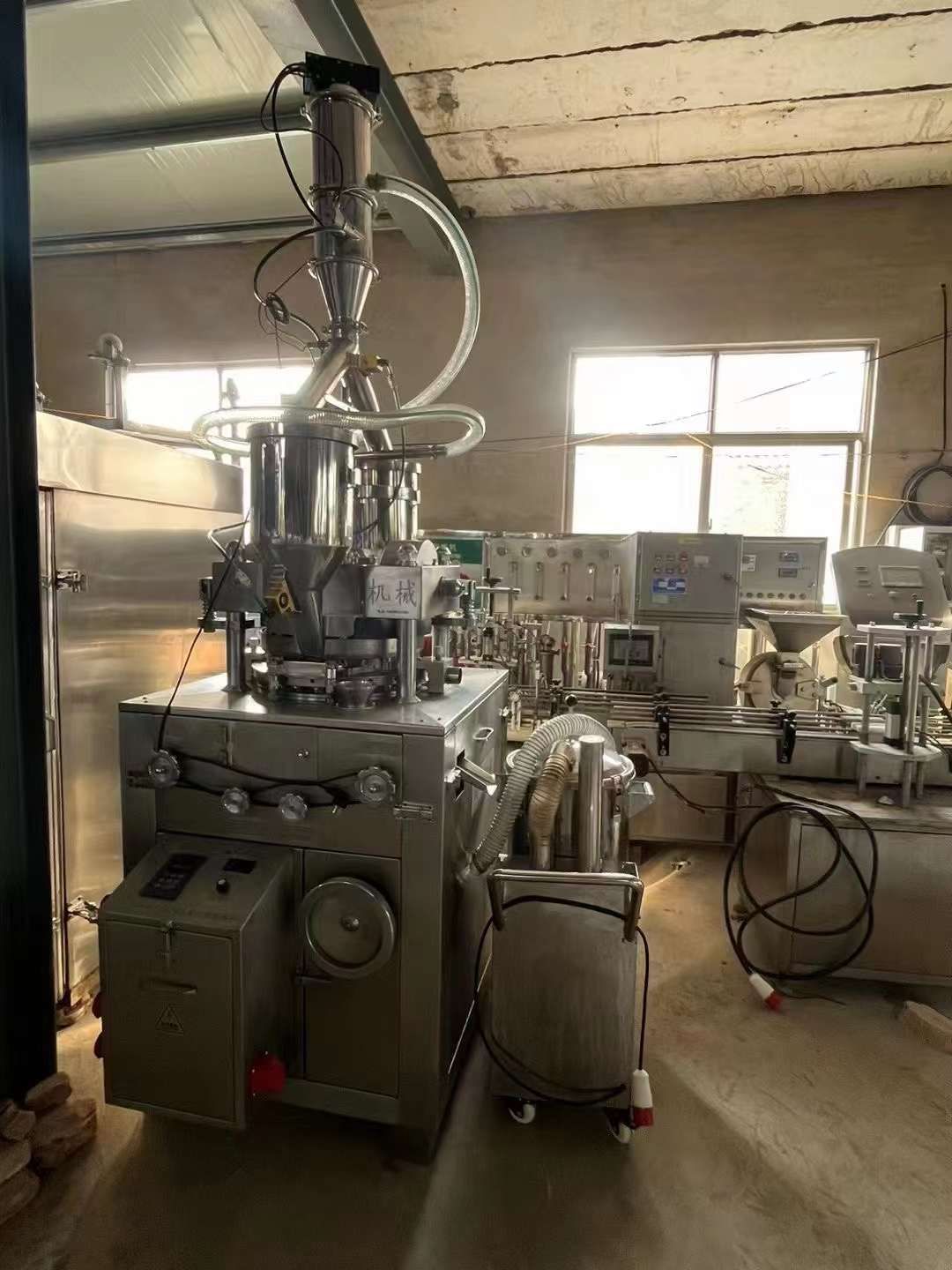 轉(zhuǎn)讓二手旋轉(zhuǎn)壓片機 一臺21沖帶除塵器旋轉(zhuǎn)高速壓片機