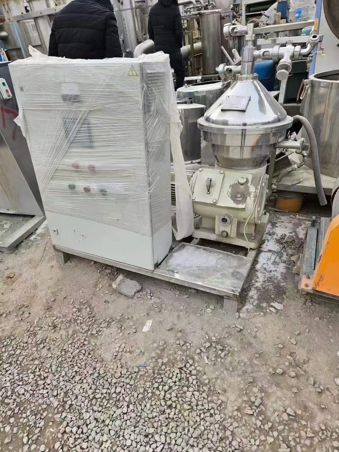 轉讓二手蝶式分離機 兩臺15型江蘇巨能產蝶式分離機