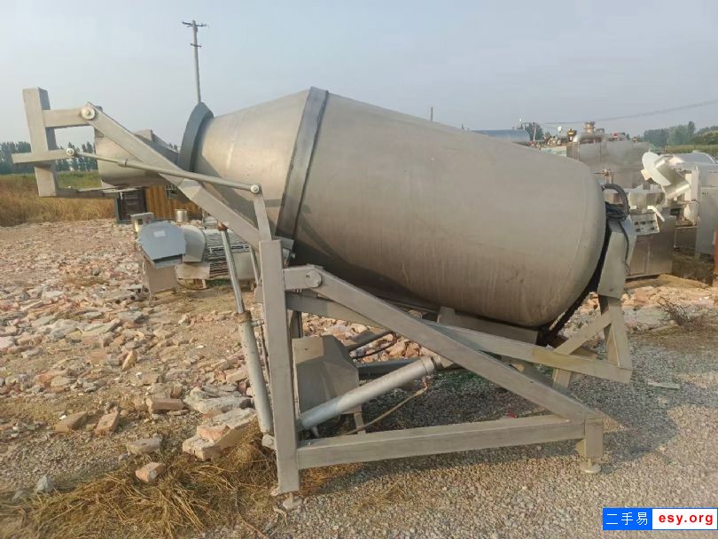 轉(zhuǎn)讓二手真空滾揉機 一臺1000升自動上料滾揉機