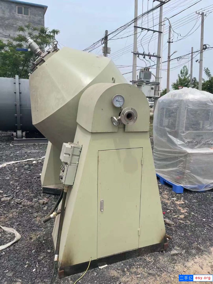 轉讓二手雙錐干燥機 一臺1500L搪瓷雙錐干燥機