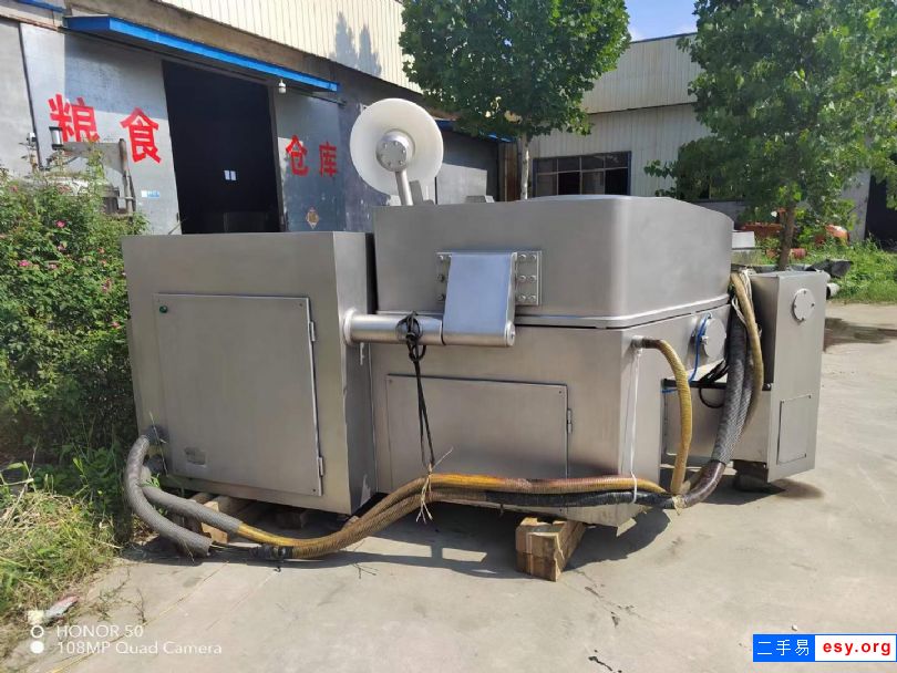 轉(zhuǎn)讓二手高速斬拌機(jī) 一臺200型曉進(jìn)斬拌機(jī)