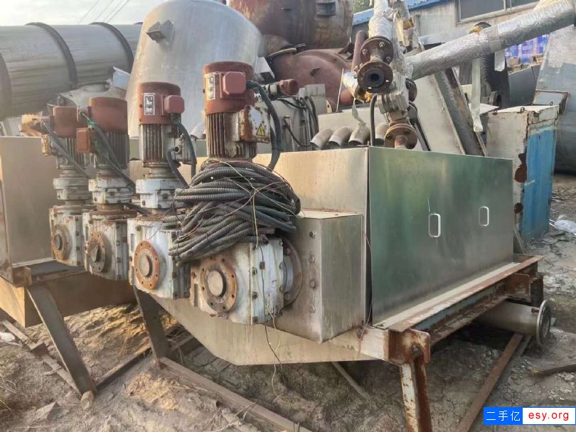 轉(zhuǎn)讓二手污泥脫水機 四套353-304型疊螺污泥脫水機