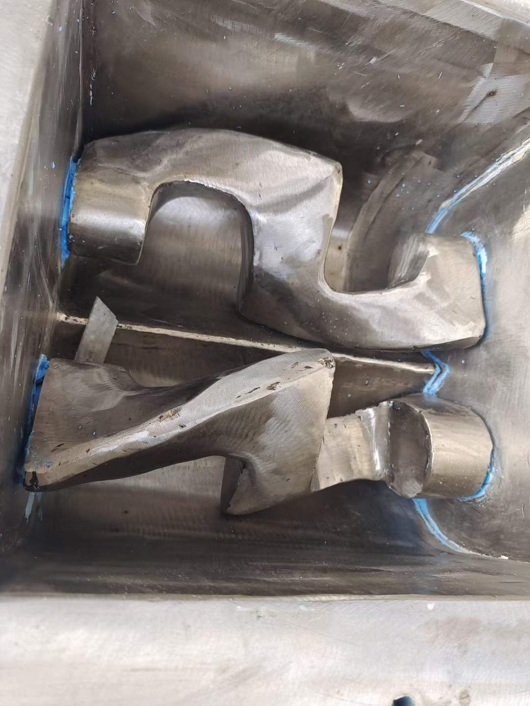 轉(zhuǎn)讓二手真空捏合機 一臺實驗型真空捏合機