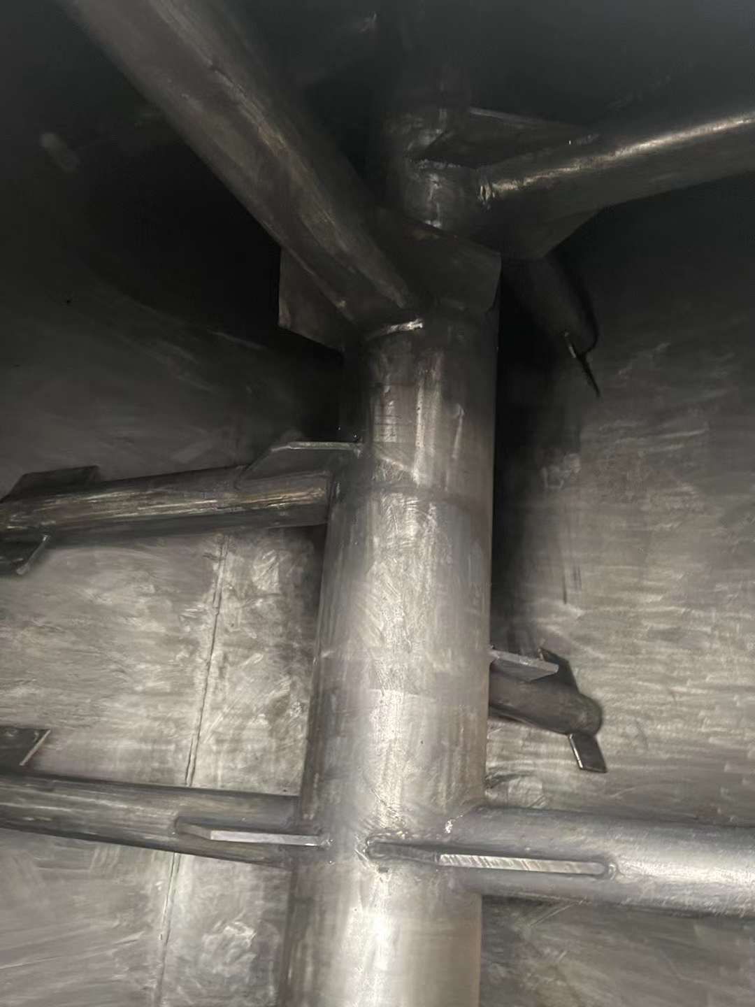 轉讓二手臥式干燥機 一臺10立方臥式耙式真空干燥機