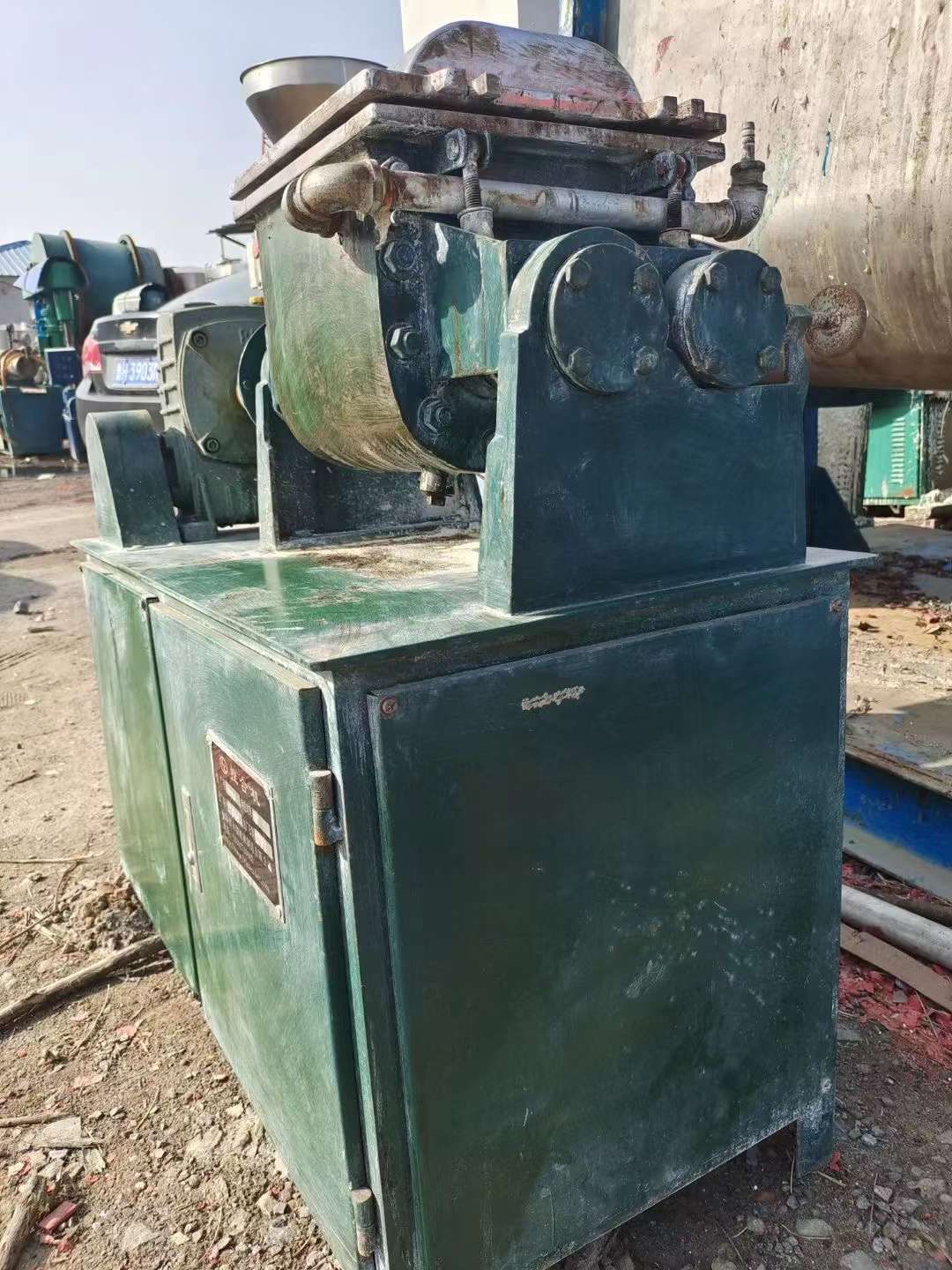 轉(zhuǎn)讓二手實驗?zāi)蠛蠙C 一臺5L實驗真空捏合機