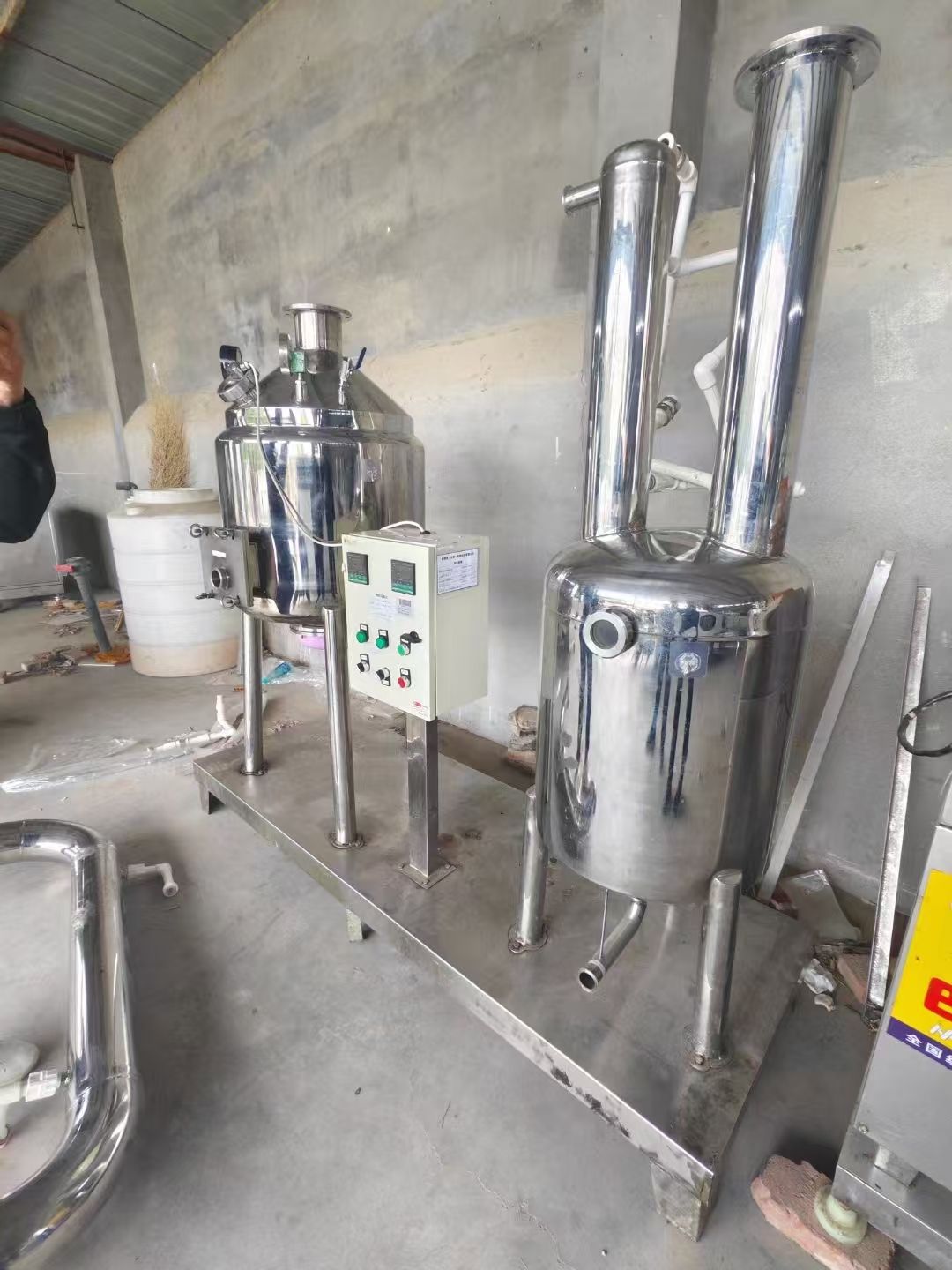 轉(zhuǎn)讓二手蜂膠提取機(jī) 一臺容積85L實驗型蜂膠提取機(jī)