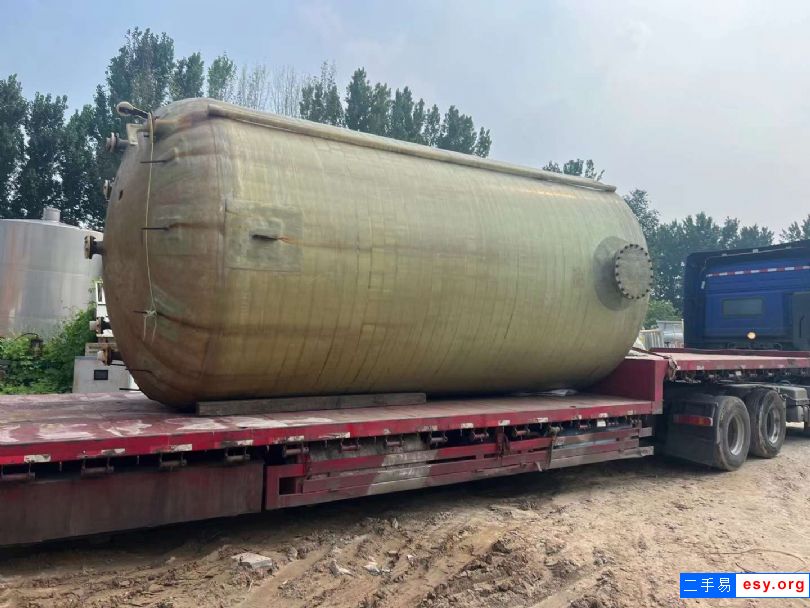 轉(zhuǎn)讓二手鹽酸儲罐 30-40立方立式玻璃鋼罐