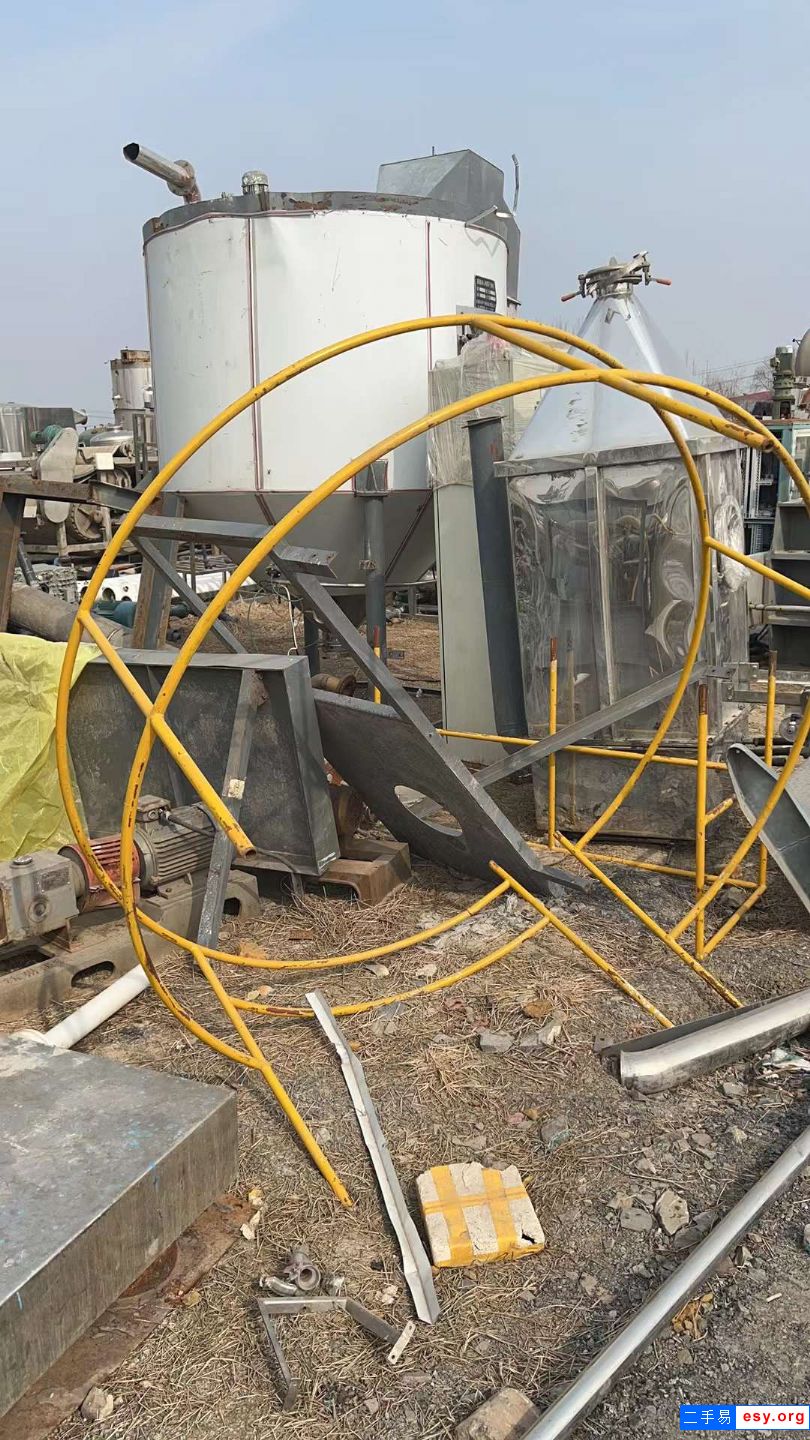 轉(zhuǎn)讓二手噴霧干燥機(jī) 一套15型離心噴霧干燥機(jī)
