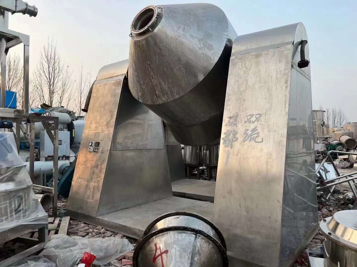 轉(zhuǎn)讓二手雙錐干燥機(jī) 兩臺(tái)5000L不銹鋼雙錐回轉(zhuǎn)干燥機(jī)