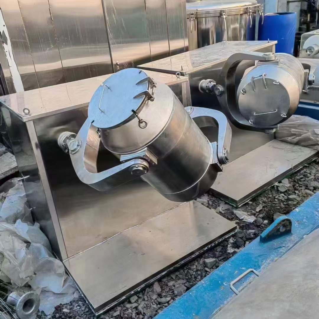 轉(zhuǎn)讓二手三維混合機(jī) 容積20L-100L三維多項(xiàng)運(yùn)動(dòng)混合機(jī)