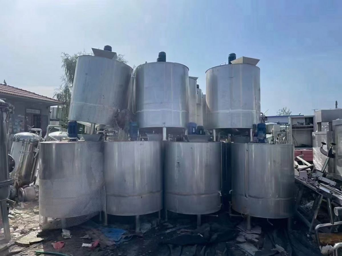 轉(zhuǎn)讓二手不銹鋼攪拌罐 100臺1立方電加熱不銹鋼攪拌罐