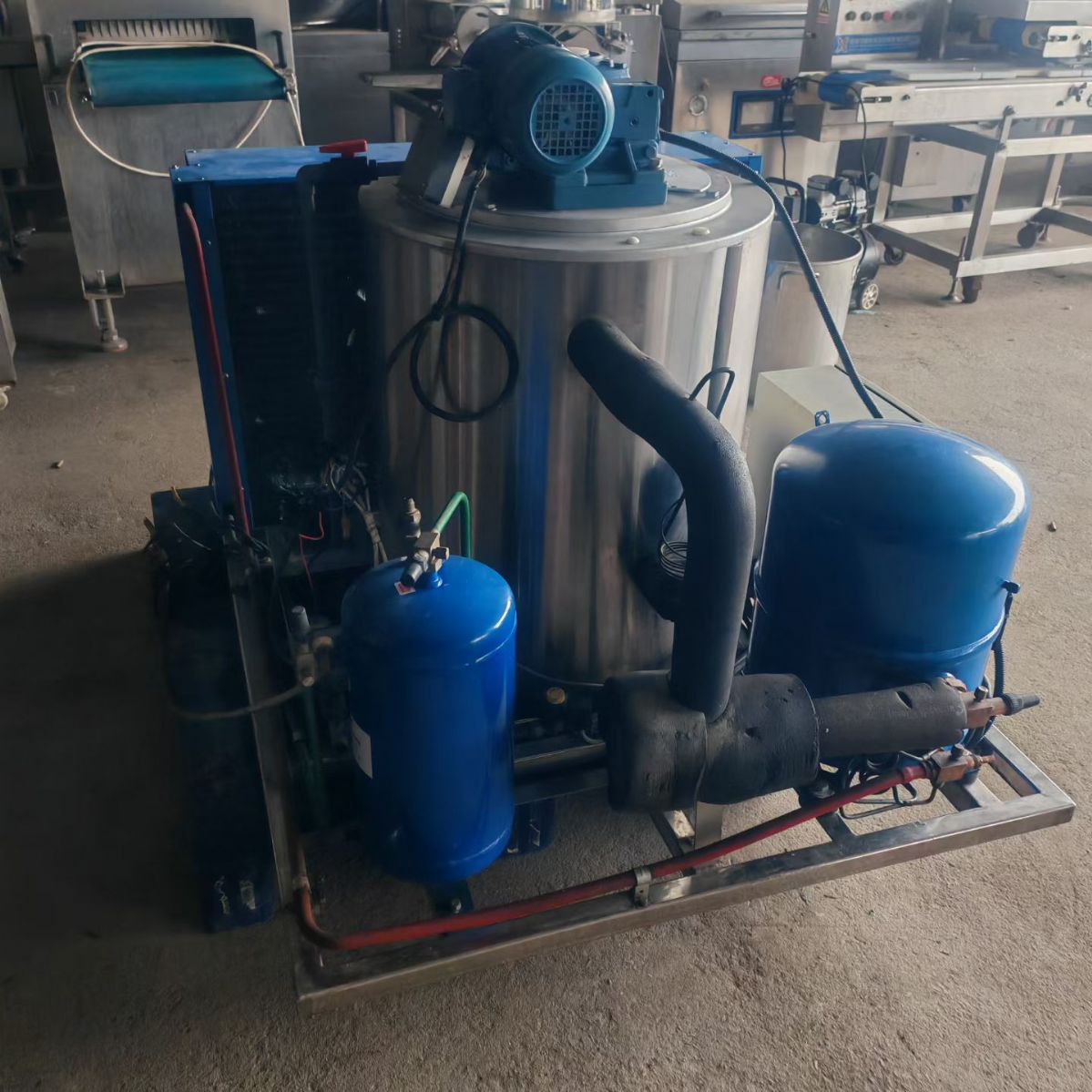 转让二手片冰机 一台处理量2.5吨福建雪人产卧式片冰机