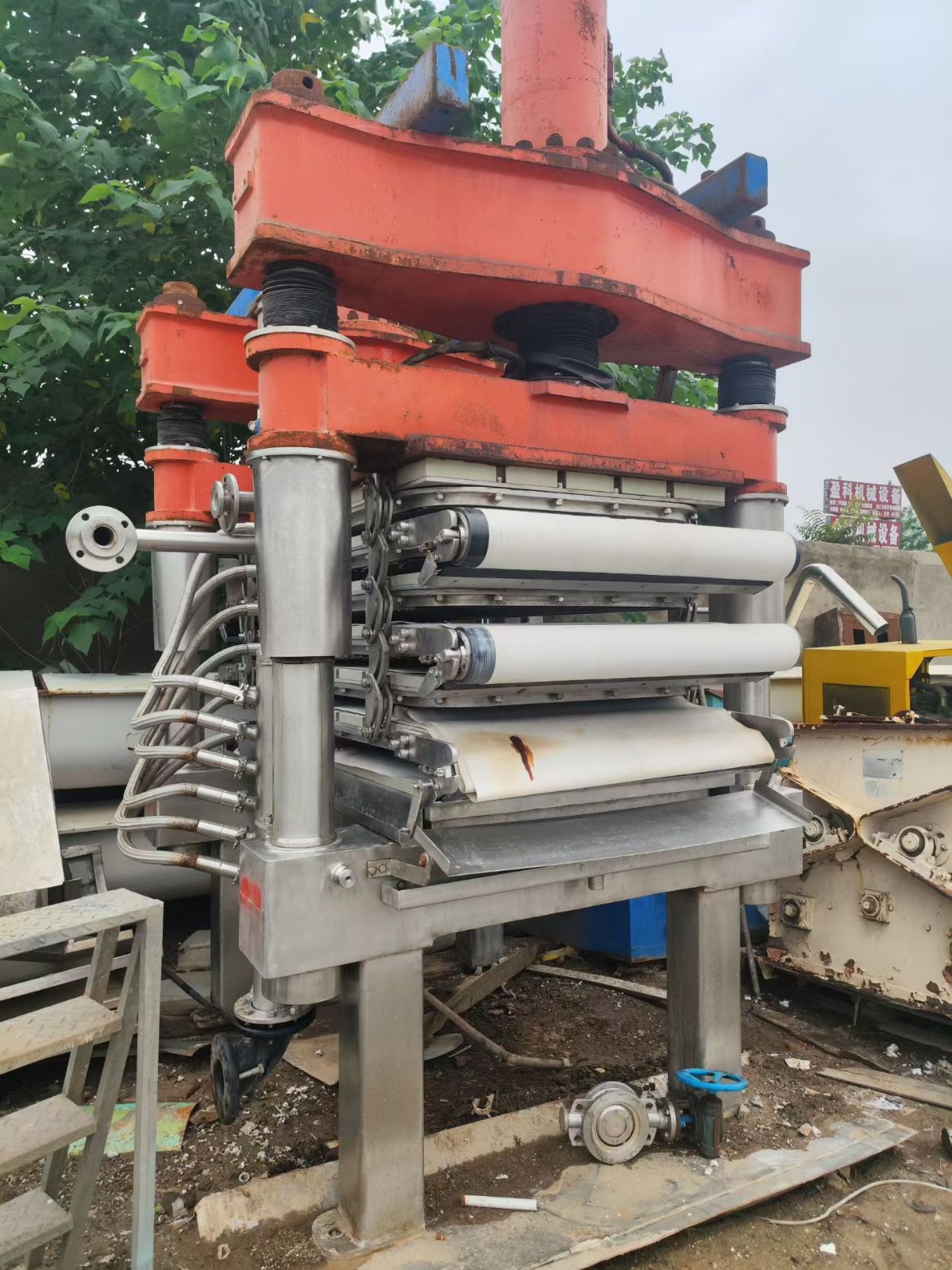 转让二手隔膜压滤机 一台面积9平方316材质立式隔膜压滤机