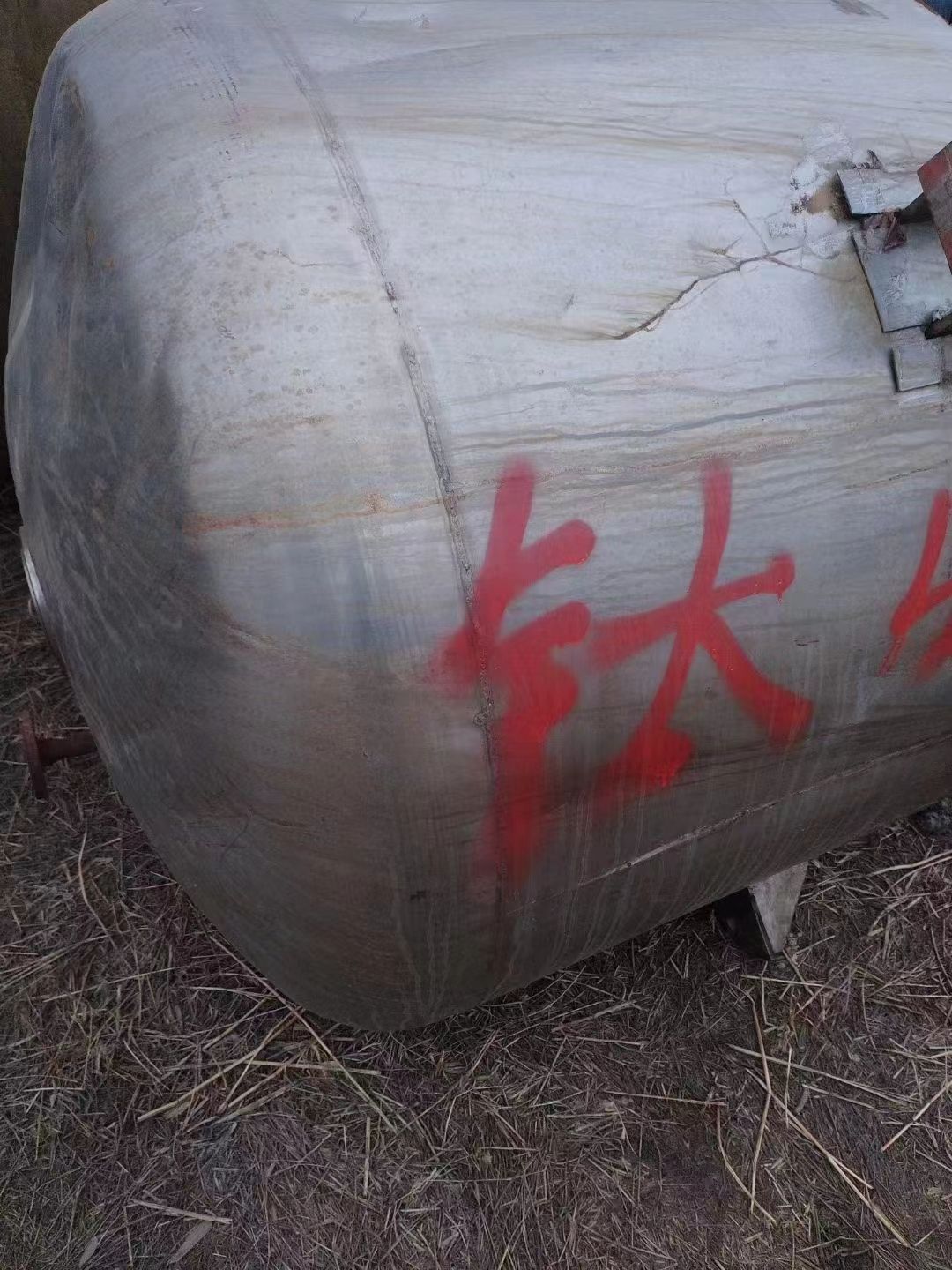 轉(zhuǎn)讓二手鈦材反應(yīng)釜 兩臺容積1立方全鈦材反應(yīng)釜