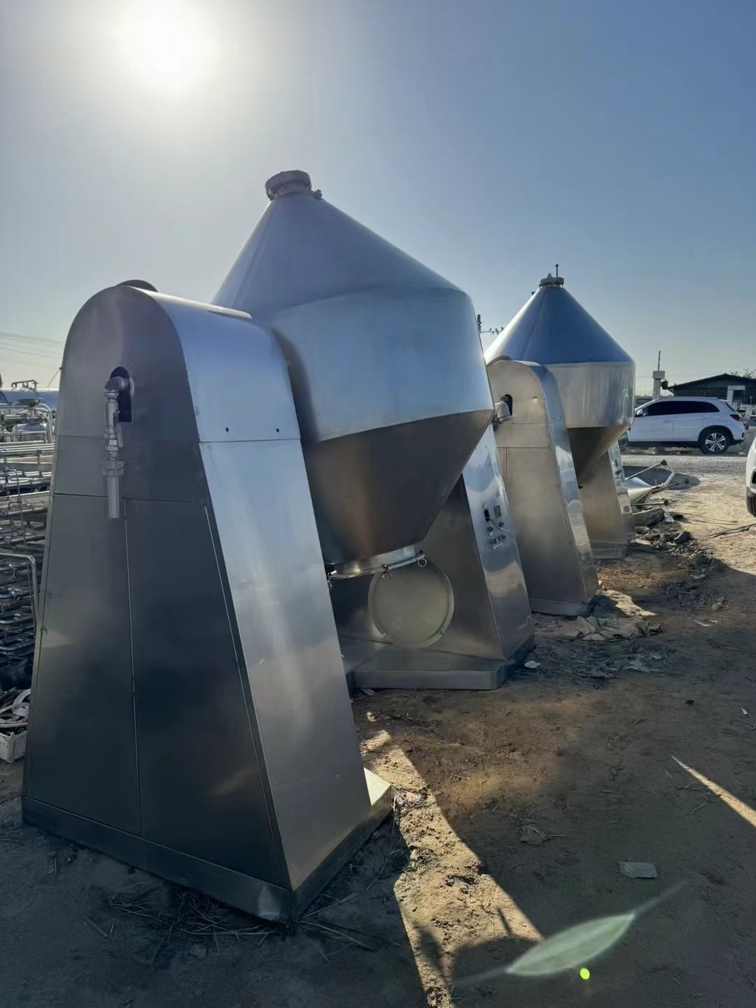 轉(zhuǎn)讓二手雙錐干燥機 兩臺容積1000L全不銹鋼雙錐干燥機
