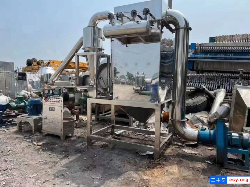 轉(zhuǎn)讓二手粉碎機(jī) 全套15型超威粉碎機(jī)