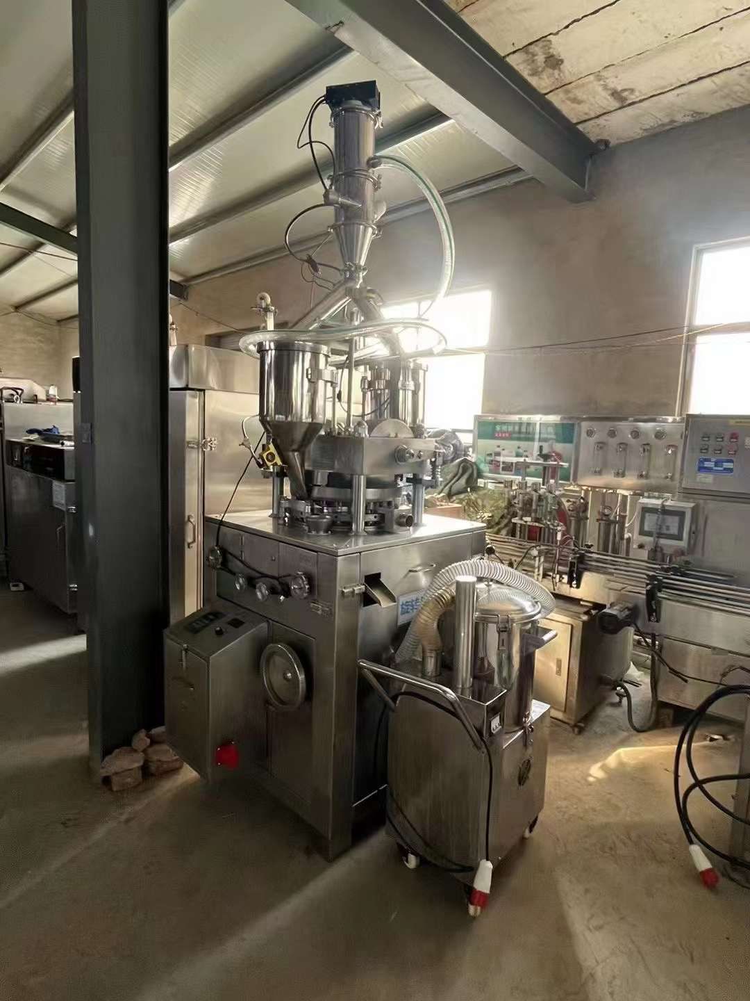 轉(zhuǎn)讓二手旋轉(zhuǎn)壓片機 一臺21沖帶除塵器旋轉(zhuǎn)高速壓片機