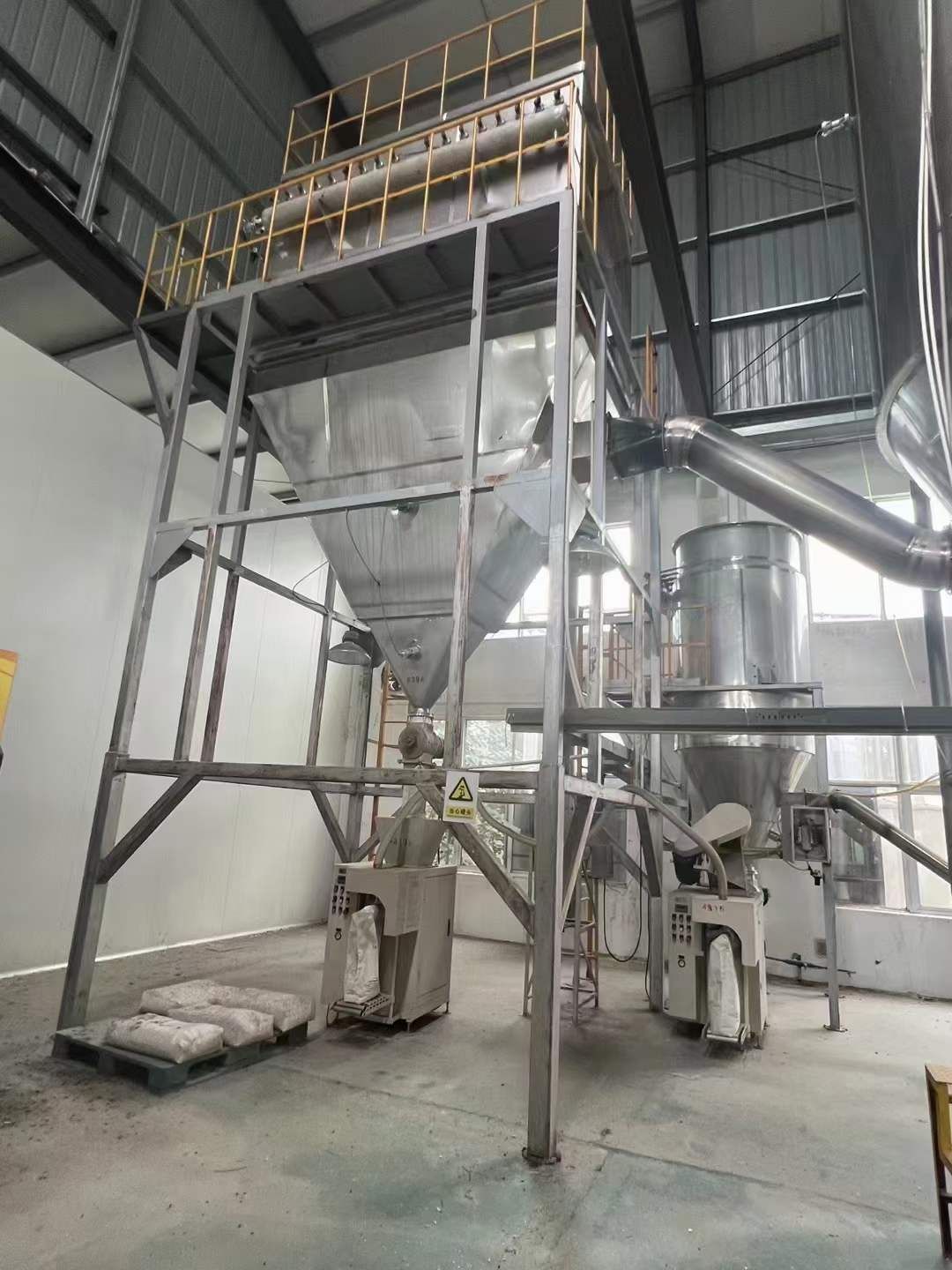 轉(zhuǎn)讓二手噴霧干燥塔 一套400型全不銹鋼離心噴霧干燥機(jī)