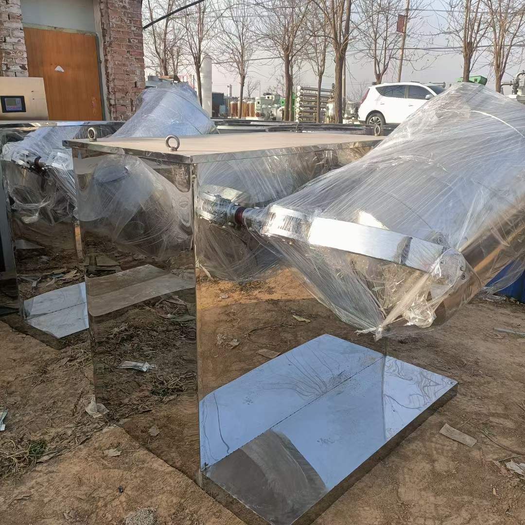 轉(zhuǎn)讓二手范群混合機 一臺100L范群三維運動混合機