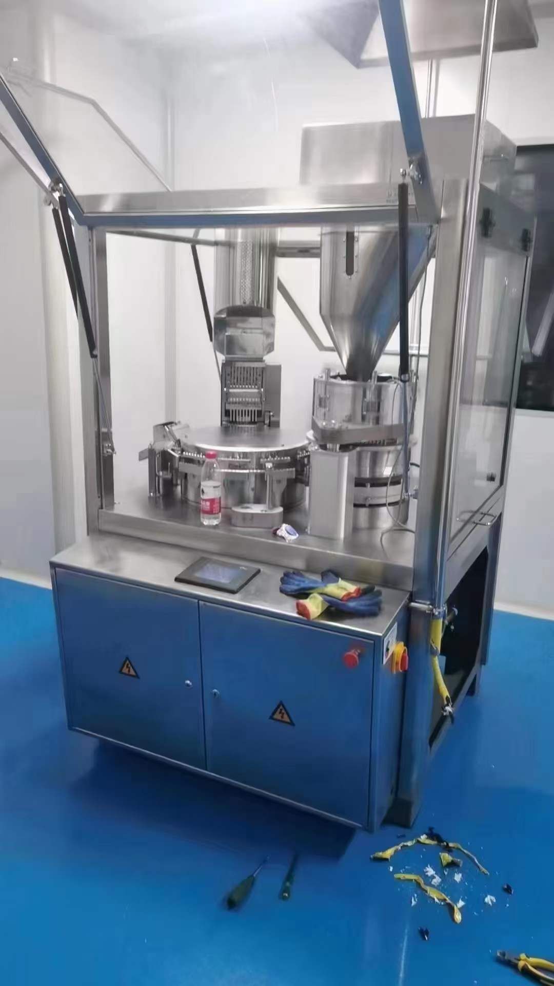 轉讓二手膠囊填充機 一臺1200型北京翰林膠囊填充機 帶磨具