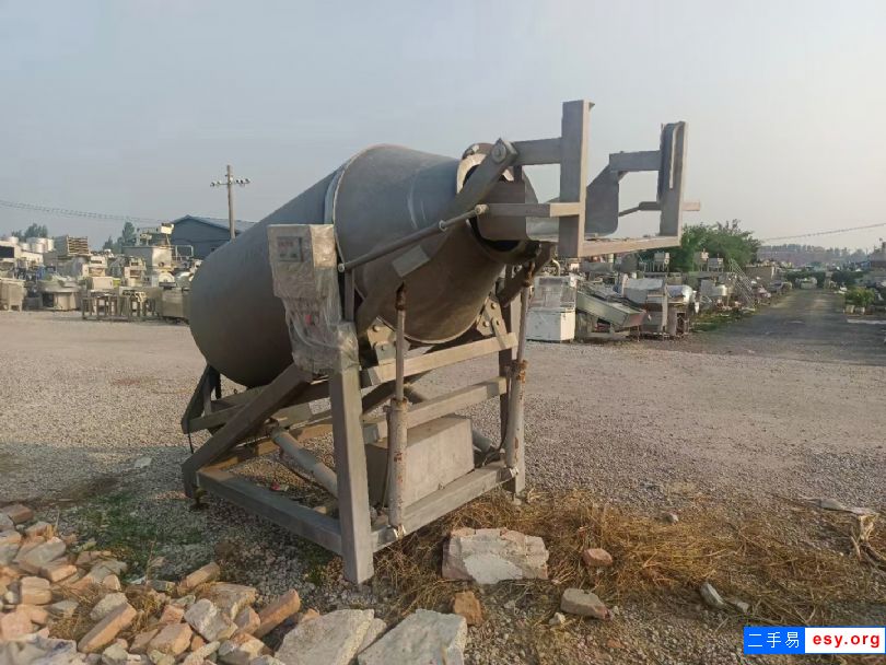 轉(zhuǎn)讓二手真空滾揉機 一臺1000升自動上料滾揉機