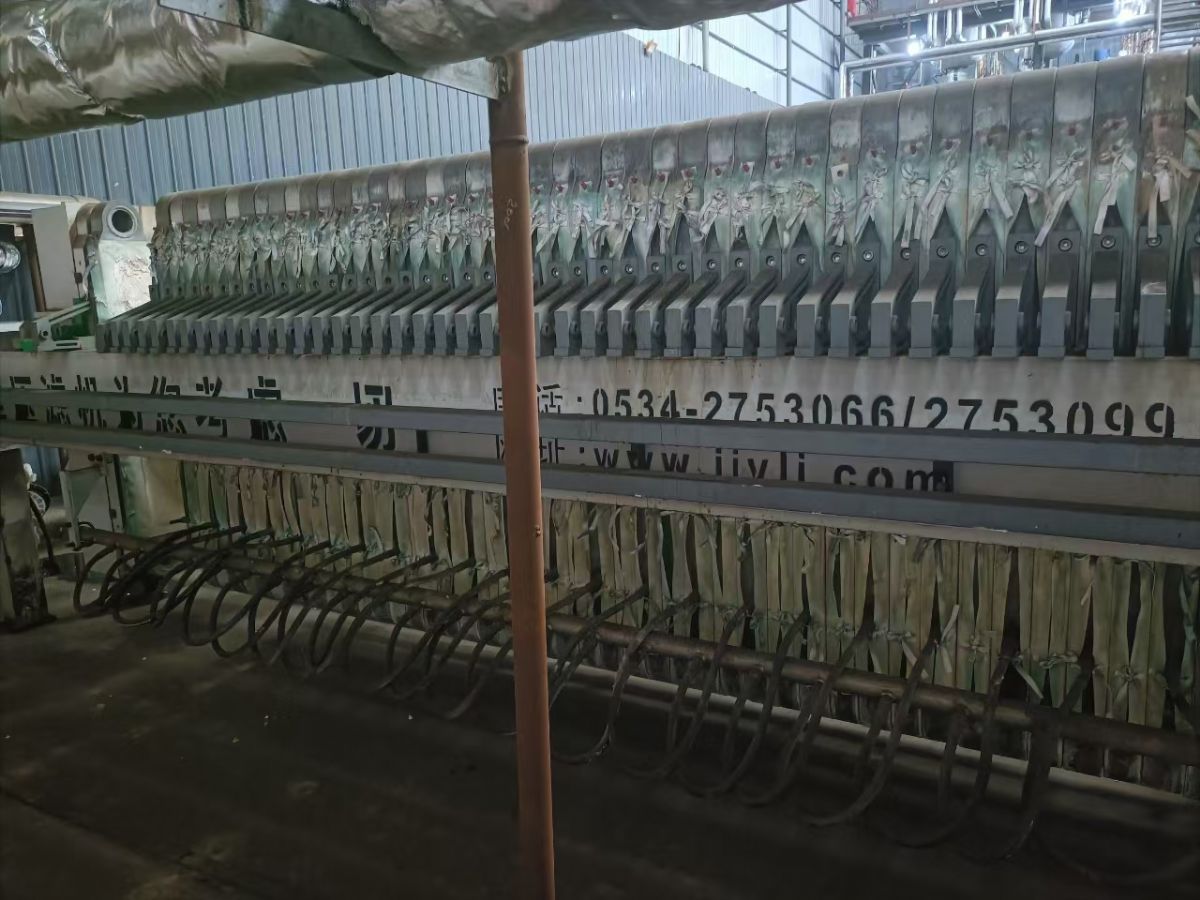 轉(zhuǎn)讓二手隔膜壓濾機(jī) 一臺(tái)面積120平方景津產(chǎn)自動(dòng)拉板隔膜壓濾機(jī)