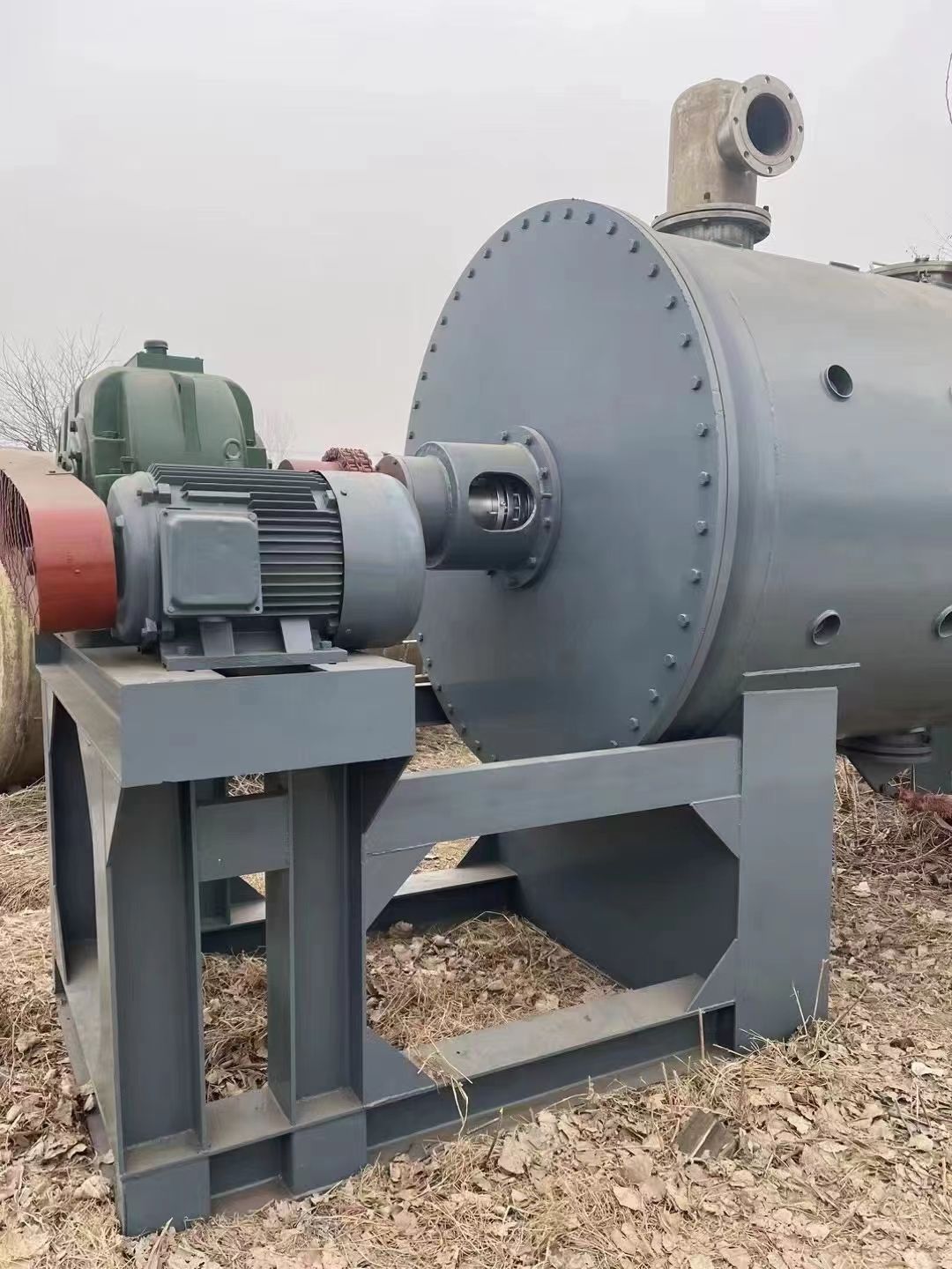 轉讓二手耙式干燥機 一臺容積10立方真空耙式干燥機