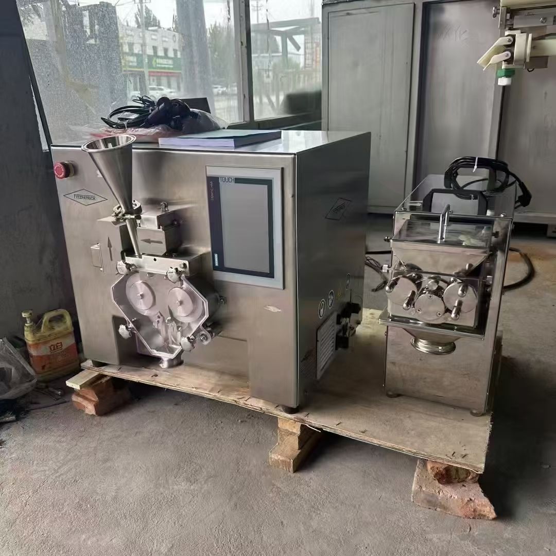 轉(zhuǎn)讓二手干法制粒機 一臺美國進口LCS實驗型干法制粒機