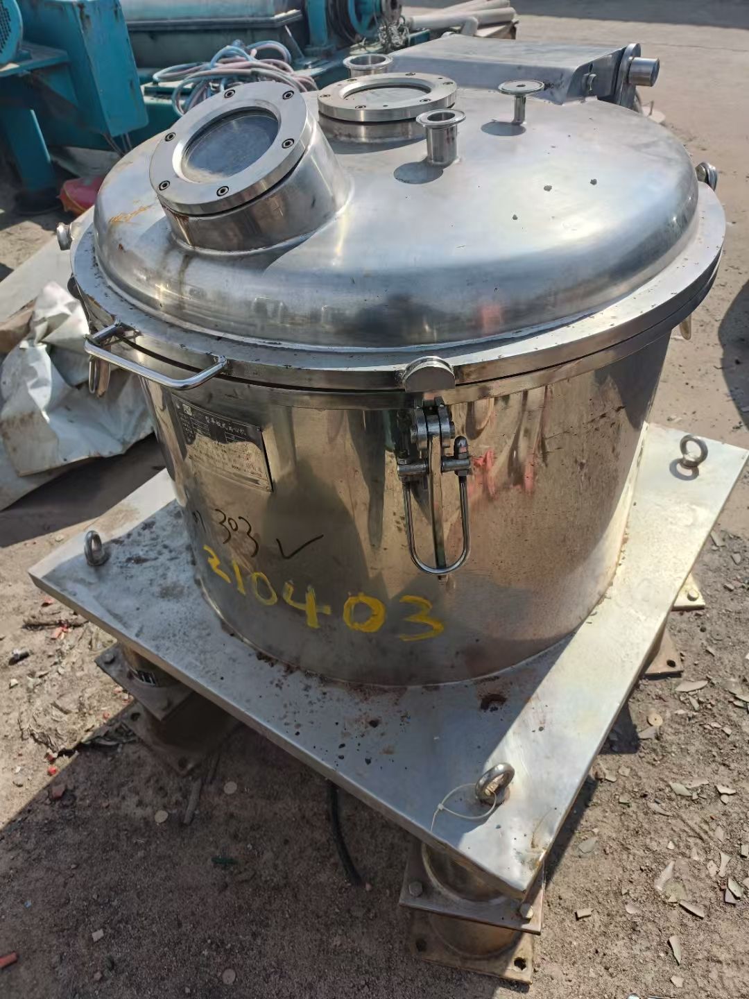 轉(zhuǎn)讓二手平板離心機 一臺600型全不銹鋼平板式密閉離心機