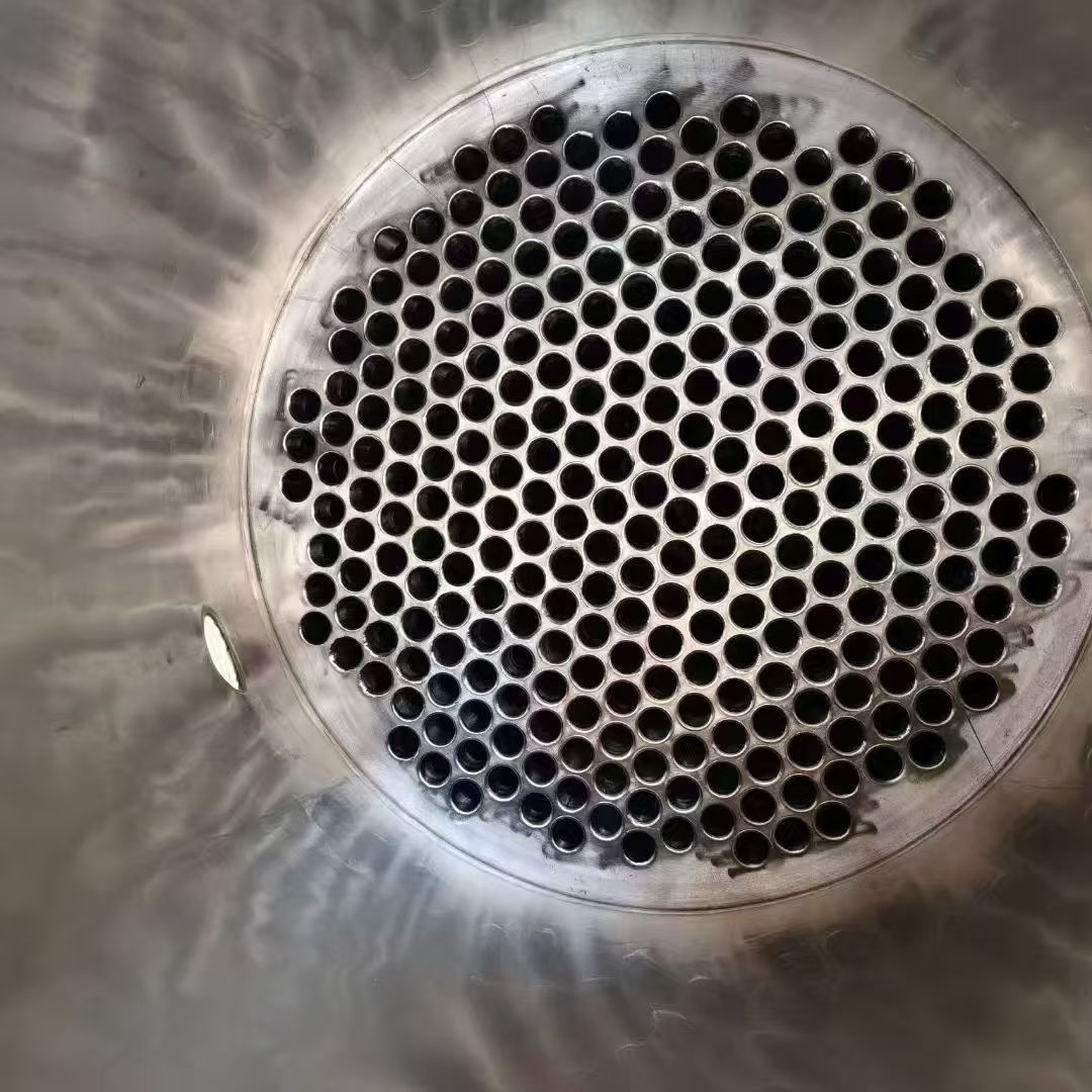 转让二手强制循环蒸发器 一套三效8吨316材质强制循环蒸发器